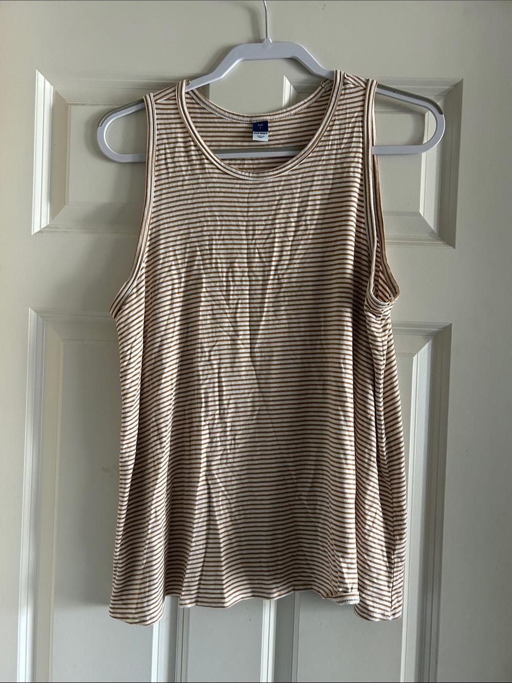 *closet clean out* Old Navy luxe sleeveless top size L